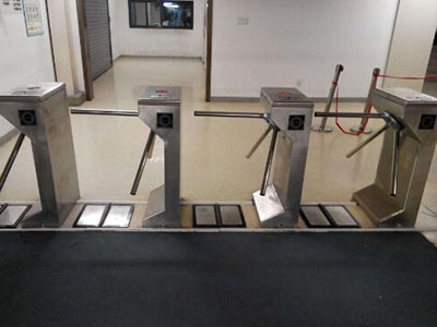 矛_��庄三辊闸